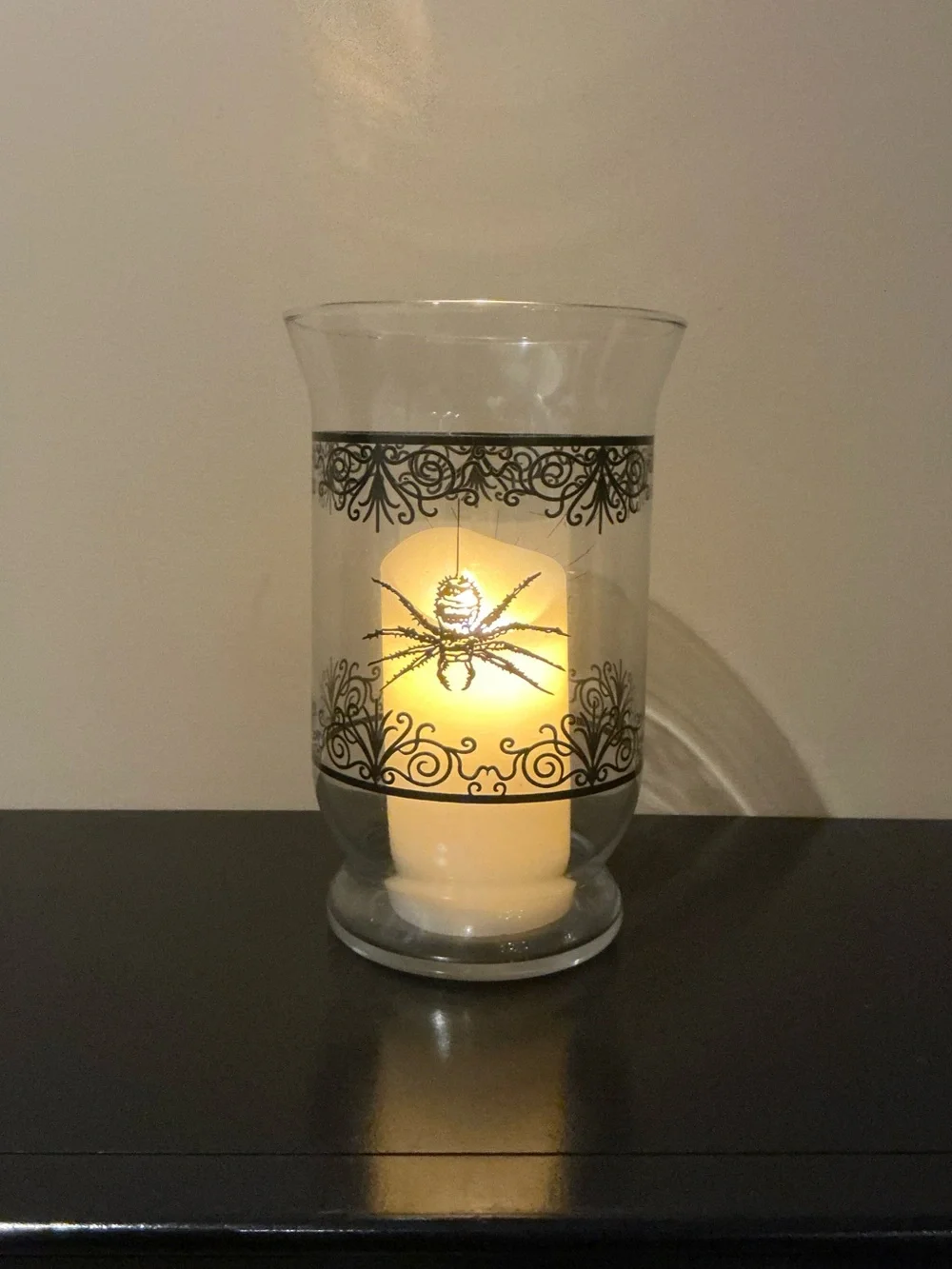 Spooky Spider Glass Halloween Hurricane 🕷️